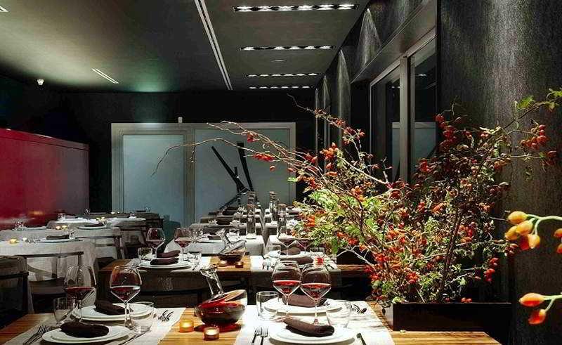 Black Hotel Rom
